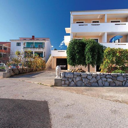 Gorgeous Apartment In Krk With Wifi 크르크 외부 사진