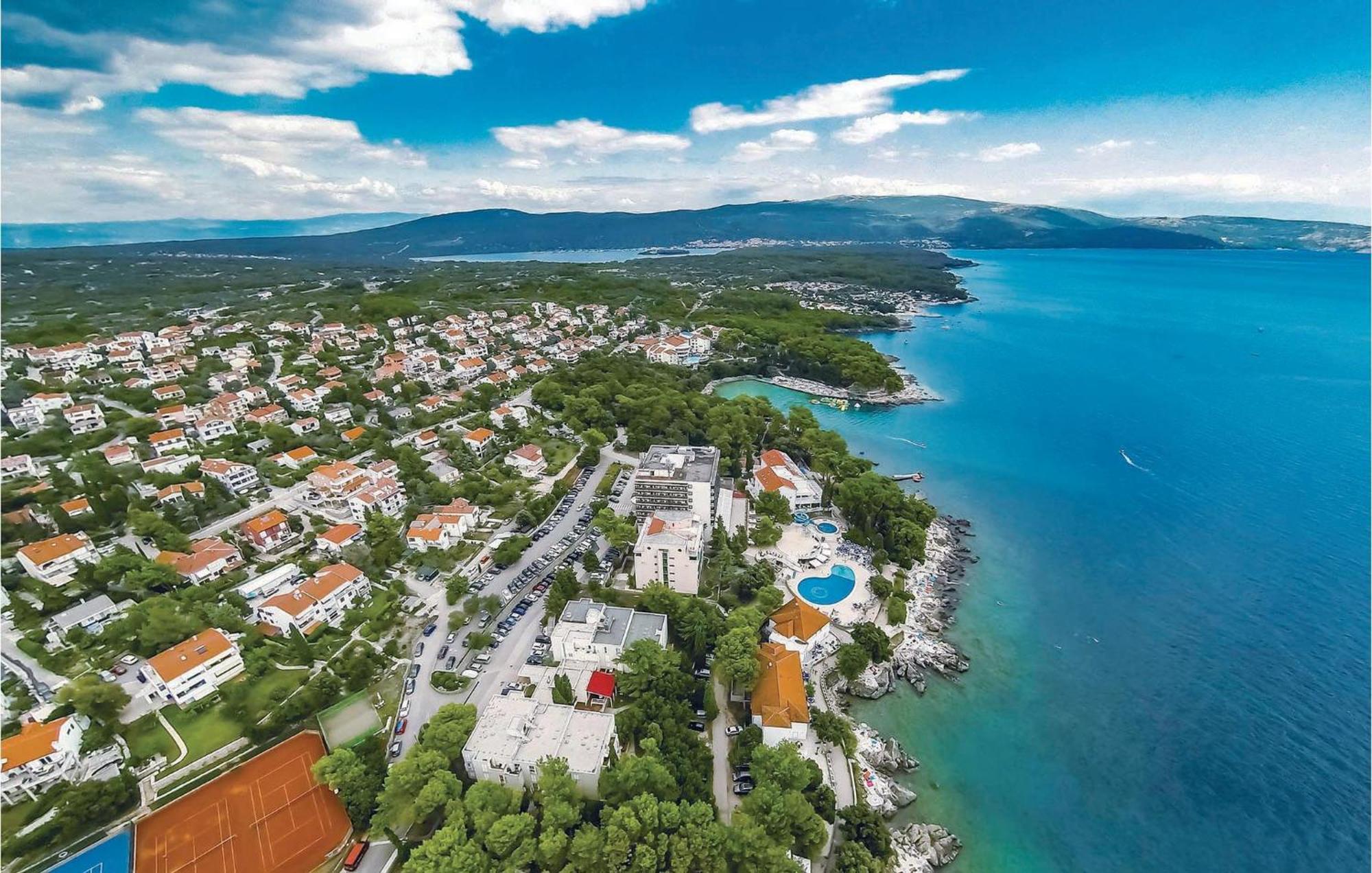 Gorgeous Apartment In Krk With Wifi 크르크 외부 사진